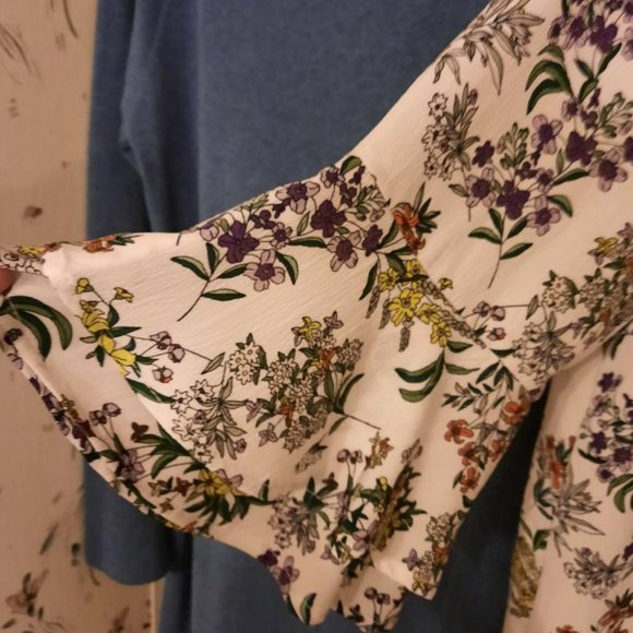 CHRIS & CAROL BLOUSE - Picture 2 of 4